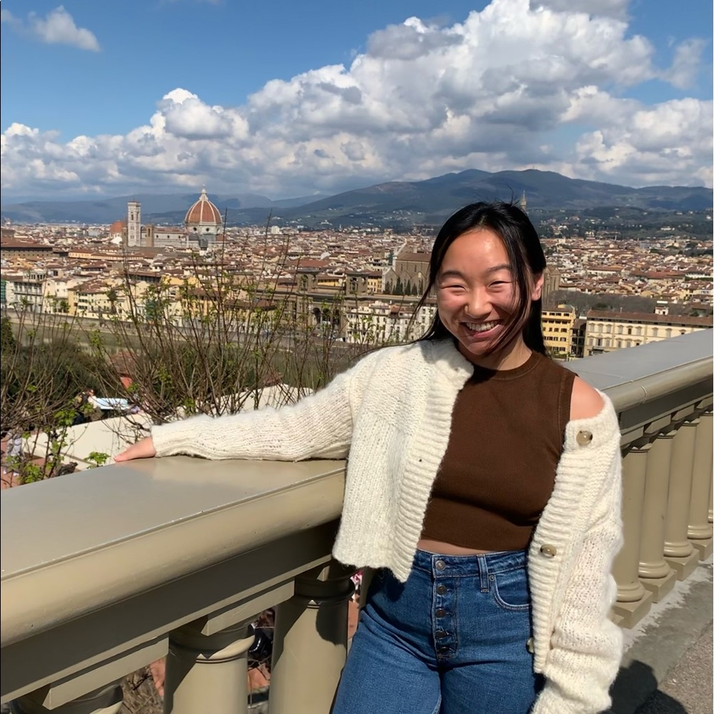Meet your Posher, Jade